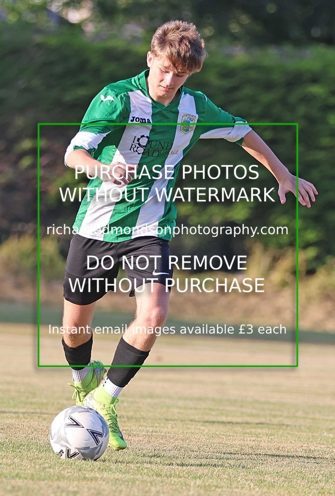 533A9085 - Kendal United Reserves