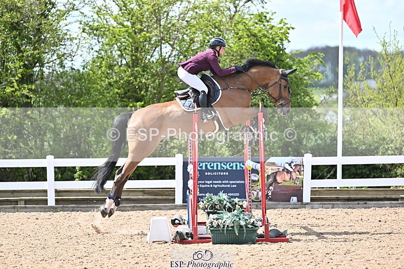 240418A-140810-03754 - Cls 13, 1 Star Bronze Tour 1.10m