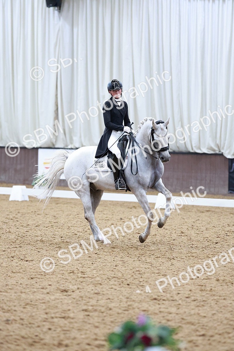 SBM_020942 - Class 13 - FEI INT I - 16.26-17.14