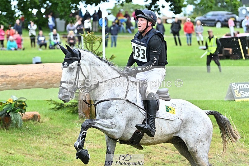240526-124901-22217 - 433-EN_TARO_DES_VERNIER-Oliver_Townend