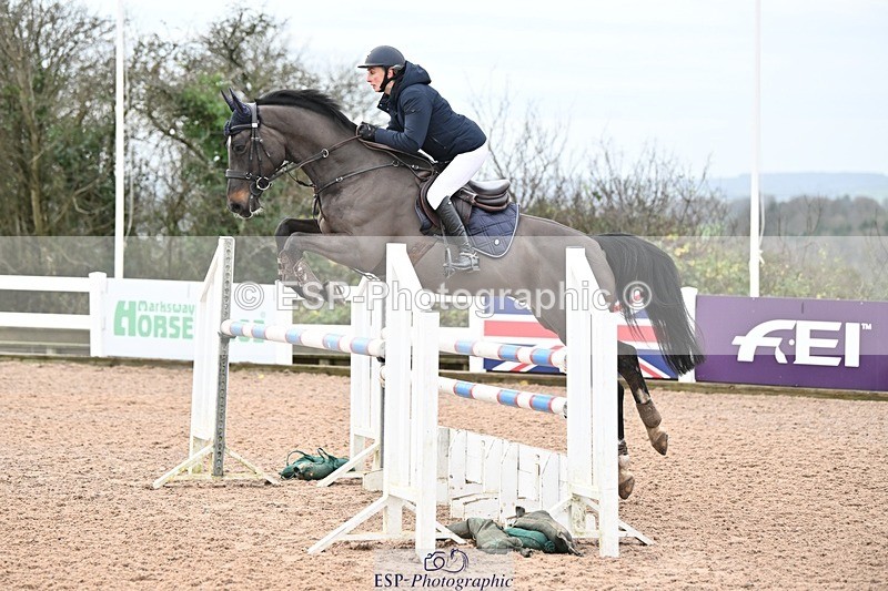 241206-123921-00780 - Cls 5 Newcomers and 1.10m Open