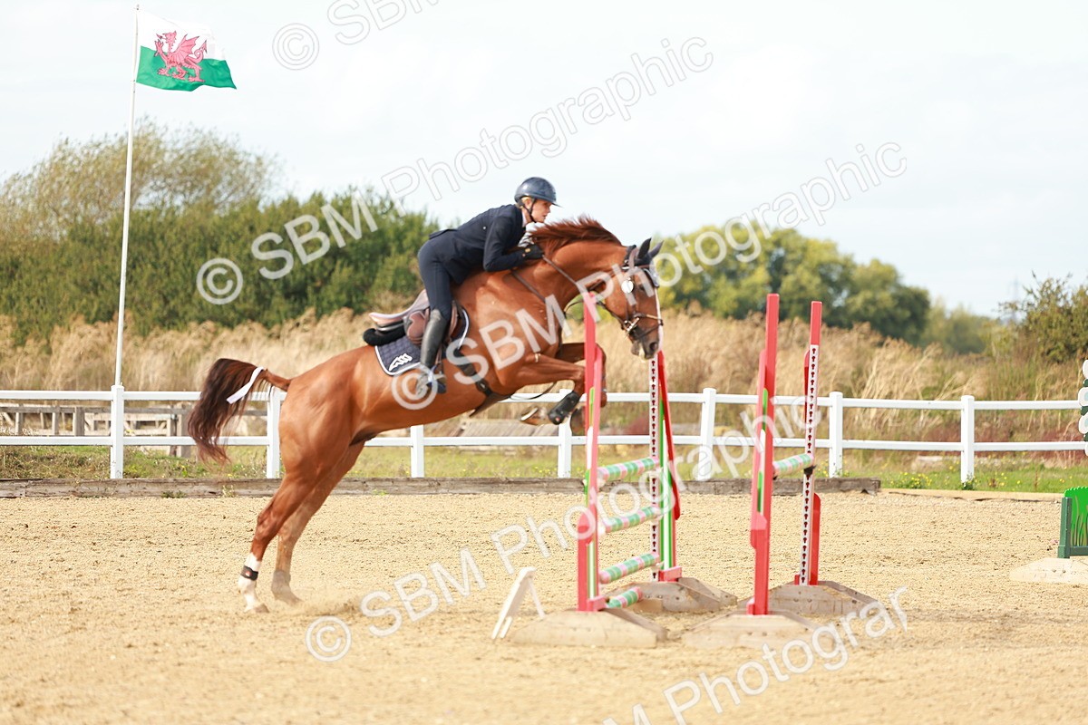 SBM_001819 - Class 4 - Senior Newcomers - 1.10m