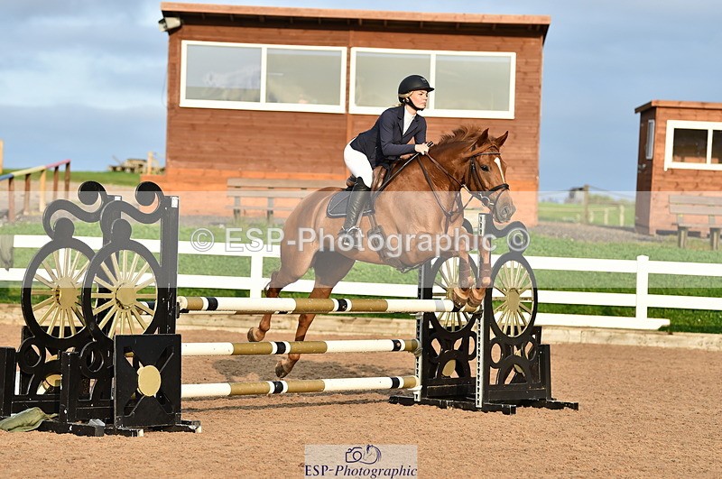 220829A-182010-00538 - 90cm classes