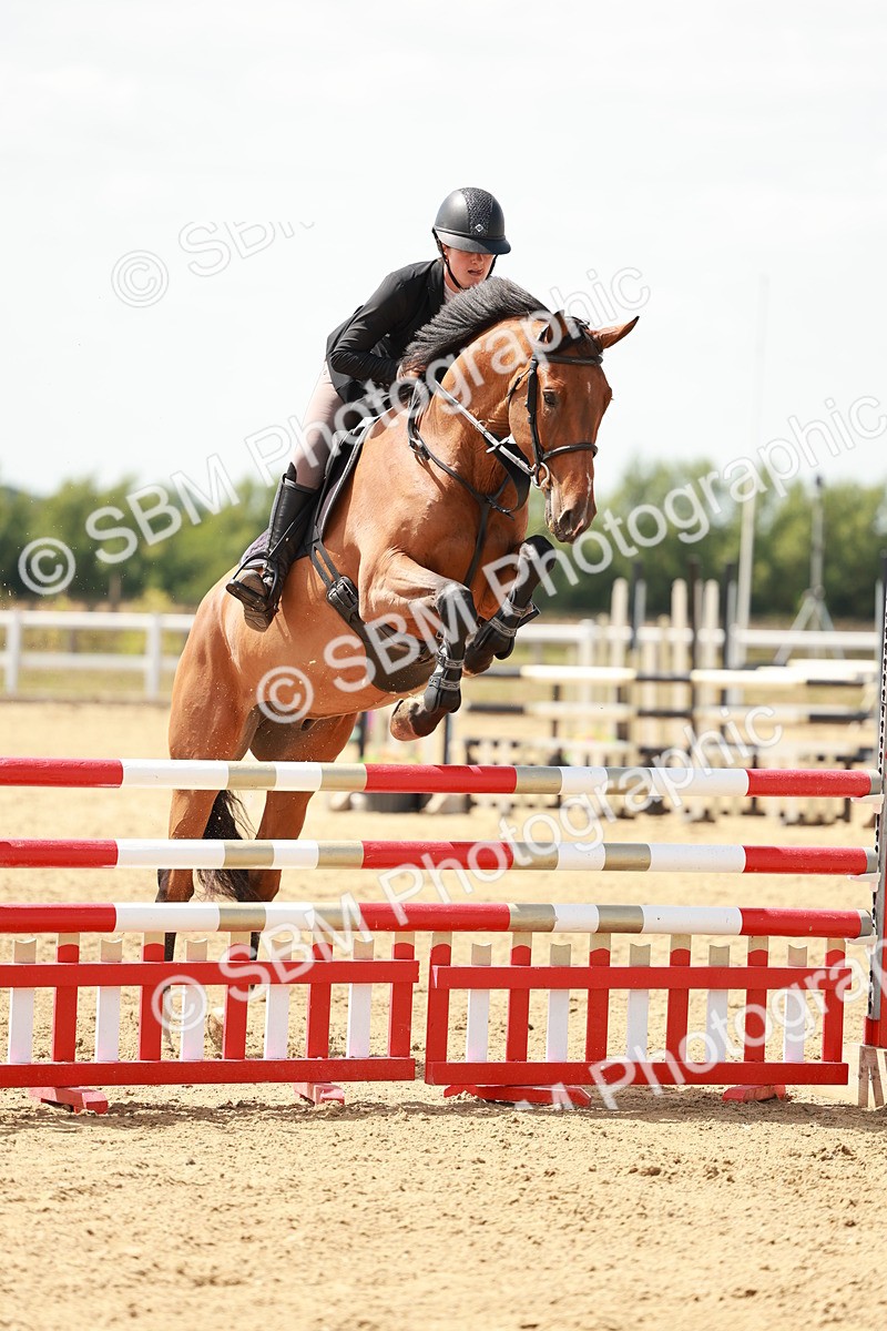 SBM_007699 - Class 3 - Senior Newcomers - 1.10m Open