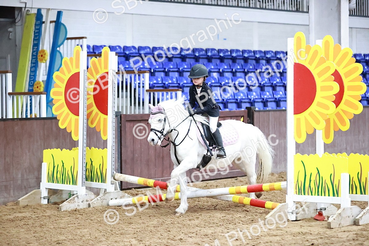 SBM_000128 - Class 1 - Cross Pole Jumping 30cm 40cm