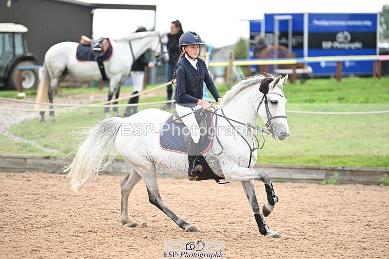 240907A-125518-01768 - Cls 3 Pony Medium Team 80cm & 90cm