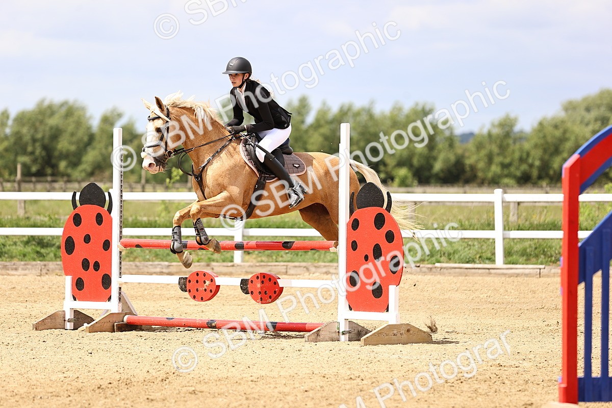 SBM_007899 - Class 3 - 90cm showjumping