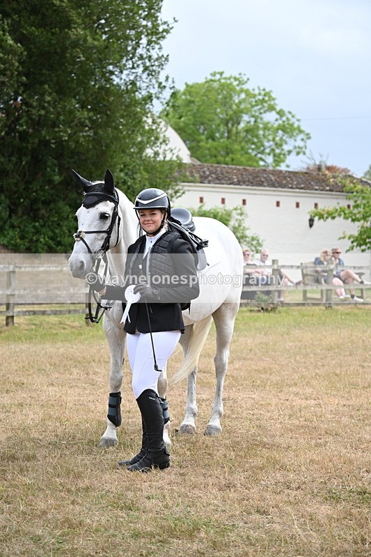 WJ6_0975 - Class 14 Intermediate Jumping 75cm