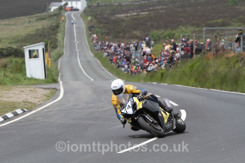 Alan Connor Suzuki / CONNOR RACING - Pokerstars Senior TT