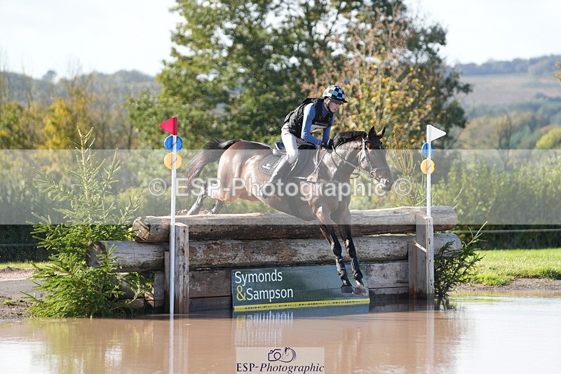 251024A-125224-10835 - B-142-Harry.Hodge