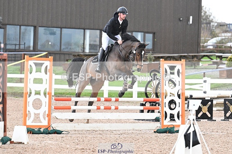 251105-102548-00162 - Cls 01 BN & 90 Open