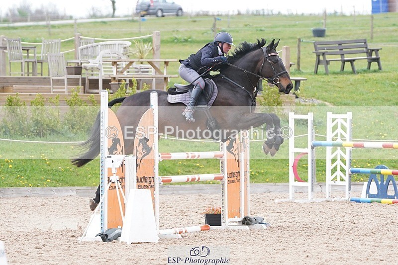 250414-142356-01132 - 1.10m Round 2