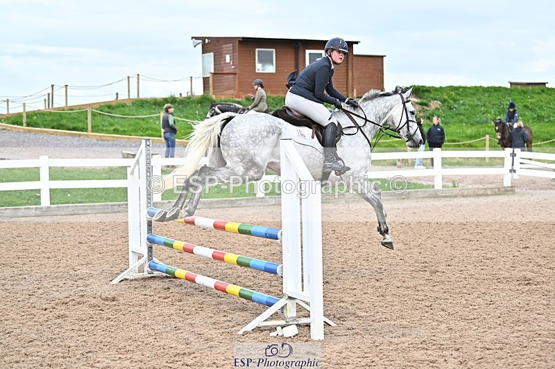 240514A-193545-00617 - 90cm