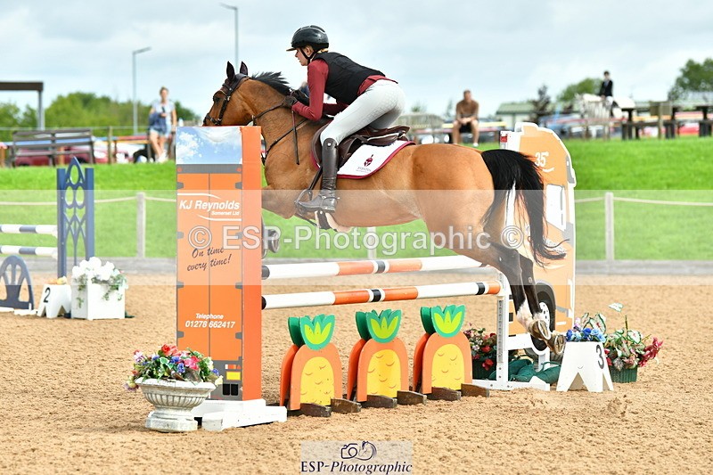 230728A-095345-00556 - Cls 1A Senior 1.05m