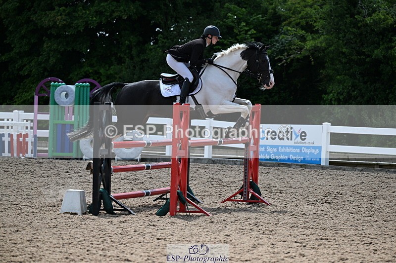 240605A-142849-00741 - Cls 4 Newcomers and 1.10m Open