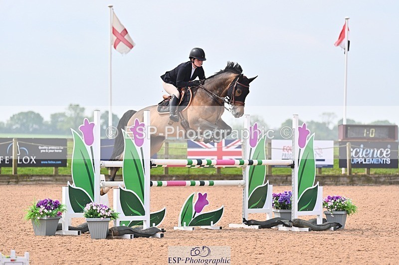 260509-110420-01801 - Cls 26a Snr Foxhunter