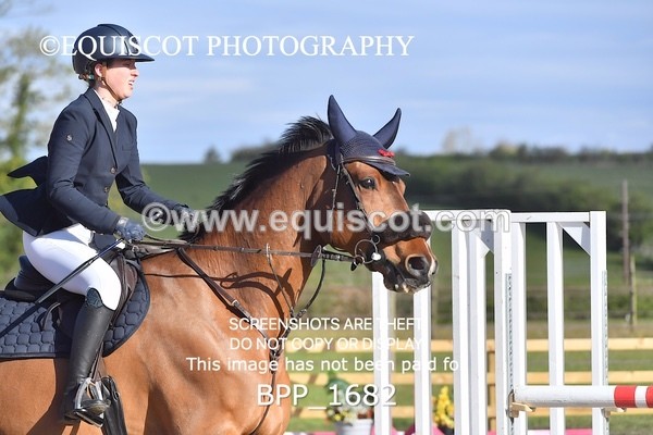 BPP_1682 - CLASS 18 SUN Senior Newcomers/ 1.10m Open