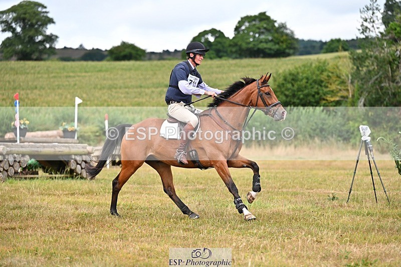 250803A-145912-15157 - P-711-William.Fox-Pitt-CUSCO