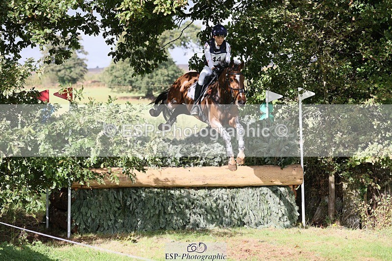 231020-121219-08719 - 044-COOLEY.ON.THE.CARDS-Charlotte.Cooke-XC