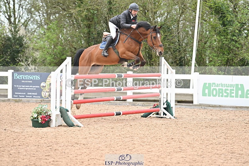 240406A-155320-04266 - Cls 17 National 1.30m Open