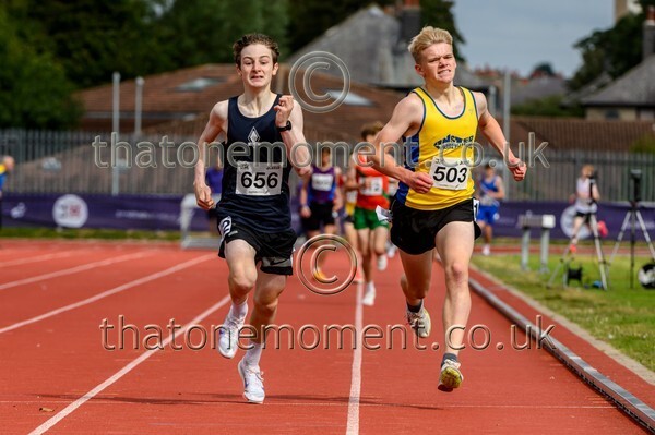 Age25SAT-925678 - Track Male