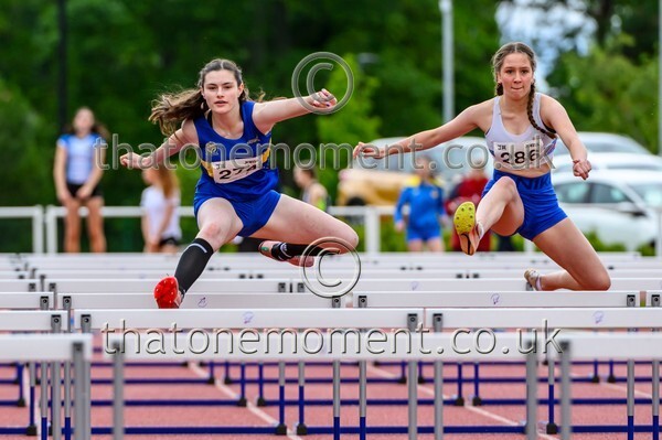 ComMast25-929086 - Track Female Set One