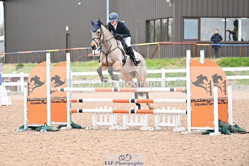 250112-120552-01231 - Cls 19 Snr 1.05m Open