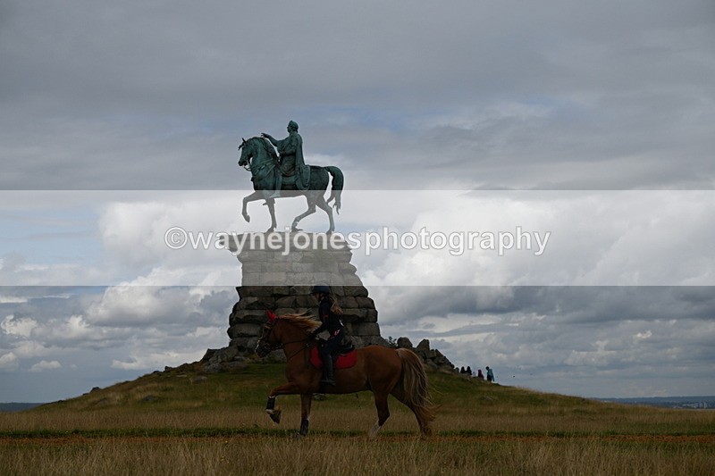 DSC_9232 - Time at Statue 14:33 to 15:10