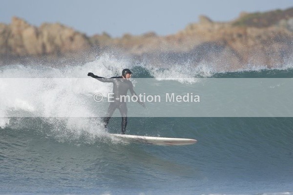 SU 160109-17 - Surf - January