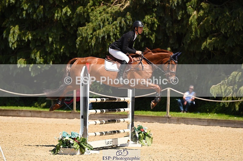 230527-133132-10801 - 418-ARTFUL_TRINITY-Max_Warburton-SJ