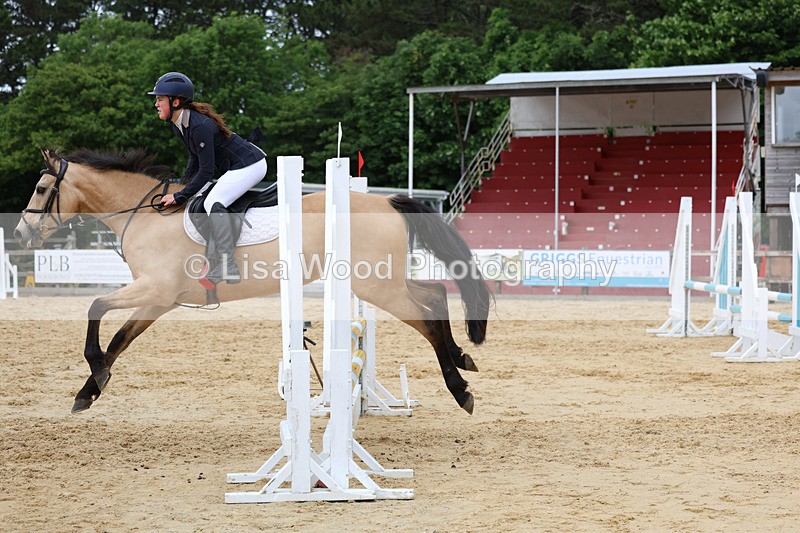 3E7A5076 - Class 9: 80cm Senior