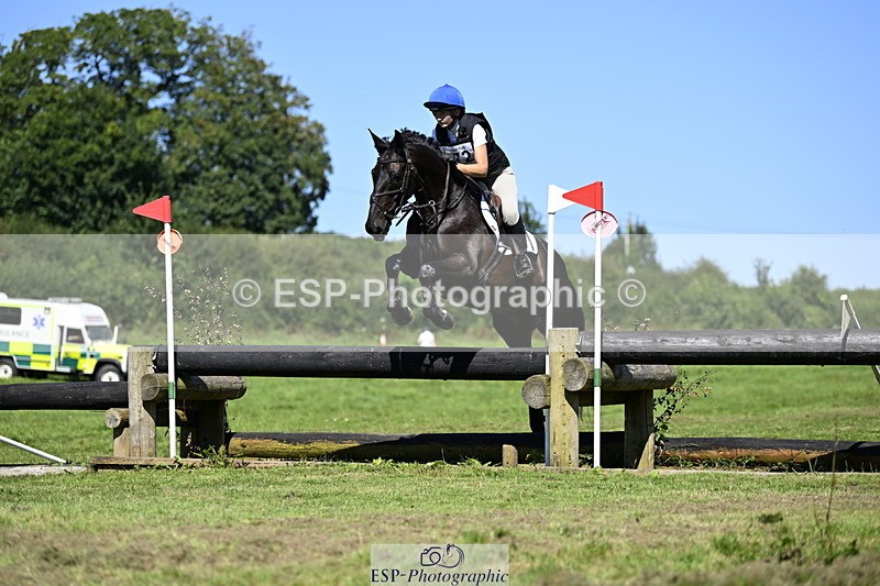 240811A-151057-05290 - 172