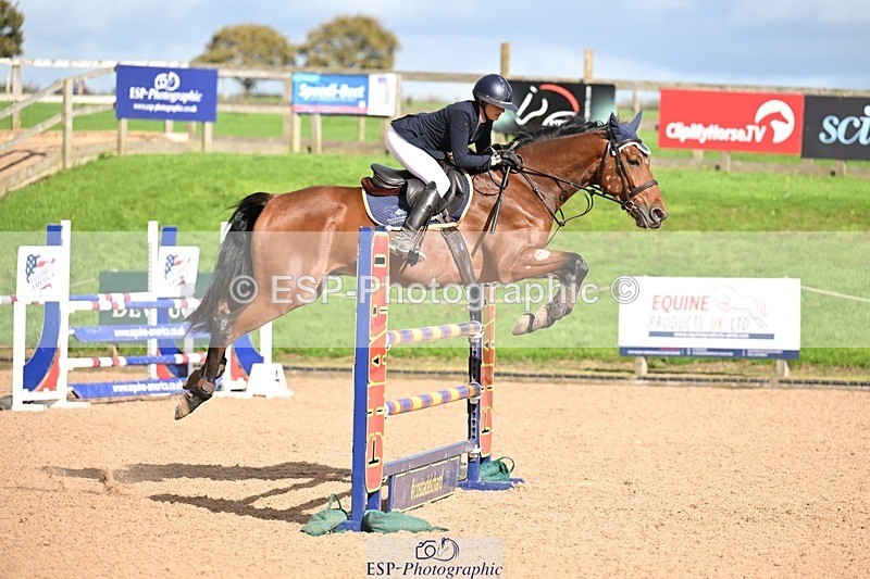 251005-145403-04001 - Cls 21 Newcomers and 1.10m