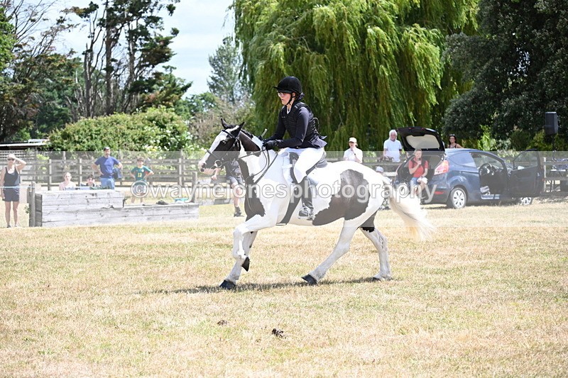 WJ6_5441 - Class 12 Minimus Jumping 45cm