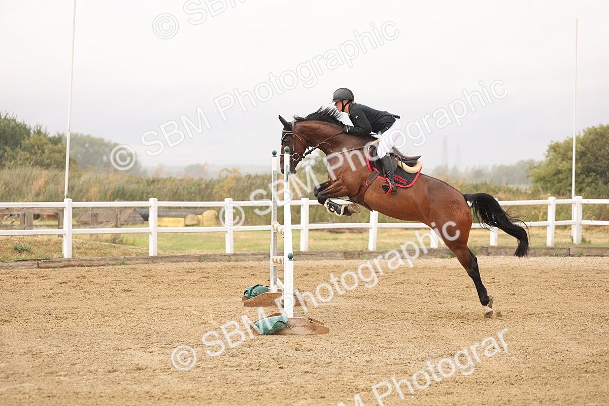 SBM_024194 - Class 6 - Senior Newcomers 1.10m