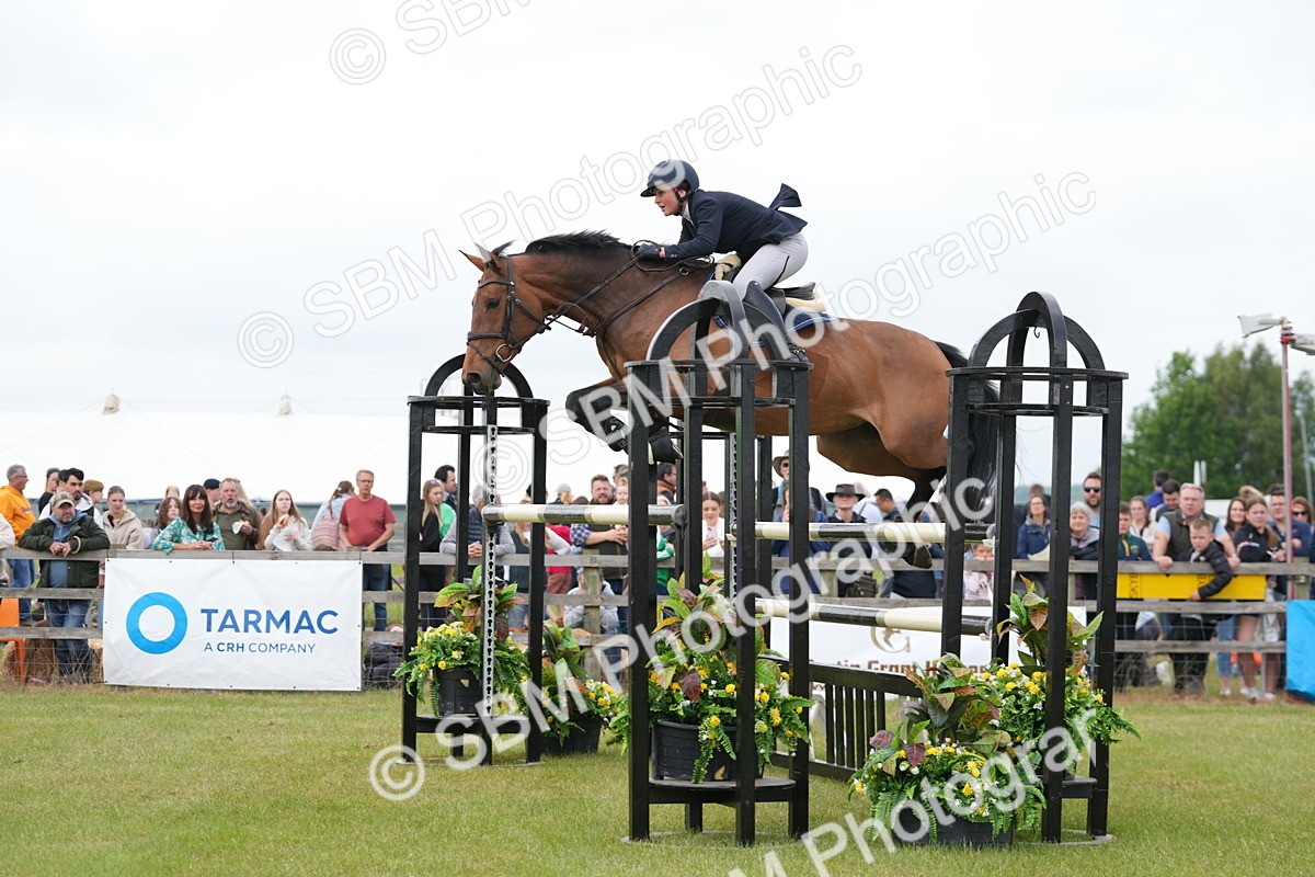 SBM_06580 - Class 202 - National 1.40m Open