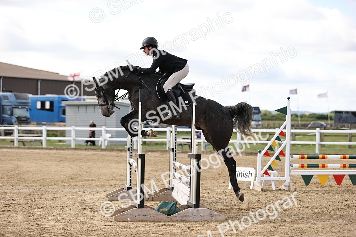 SBM_001830 - Class 8 - Clear Round