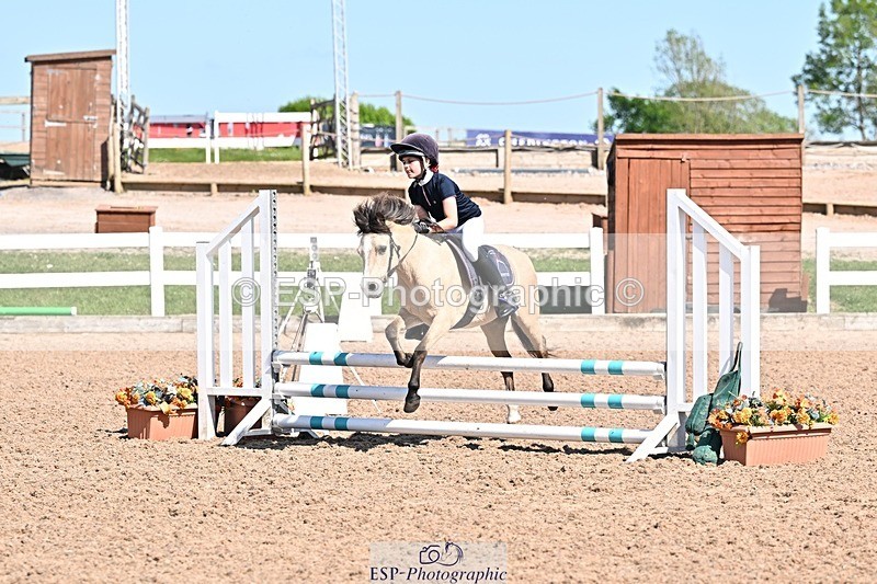 250513-160036-00119 - Clr Rnd & 60cm