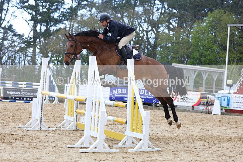 3E7A1539 - Class 6: Senior 1.05m
