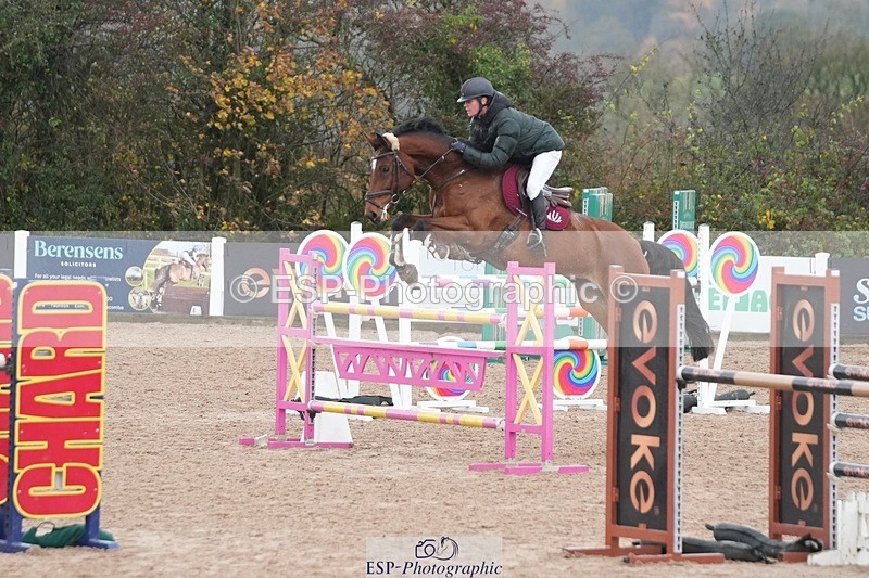 251107-141931-01338 - Cls 7 Blue Chip Grade B&C Qualifier