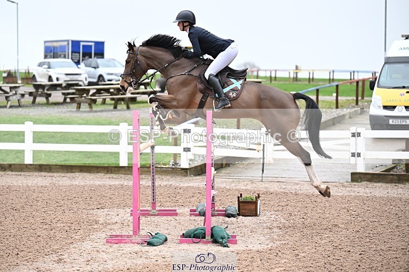 260130-130131-00469 - Cls 6 Foxhunter and 1.20m Open
