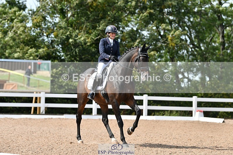 250906-140300-03062 - 055-Hilary.JanionSir.Wilhelm