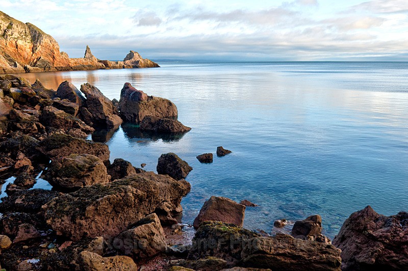 Calm winter morning at Anstey's Cove - Anstey's Cove and Redgate