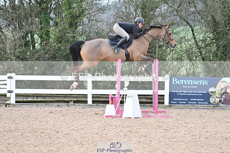 231208A-134613-00991 - Cls 6 Foxhunter & 1.20m Open