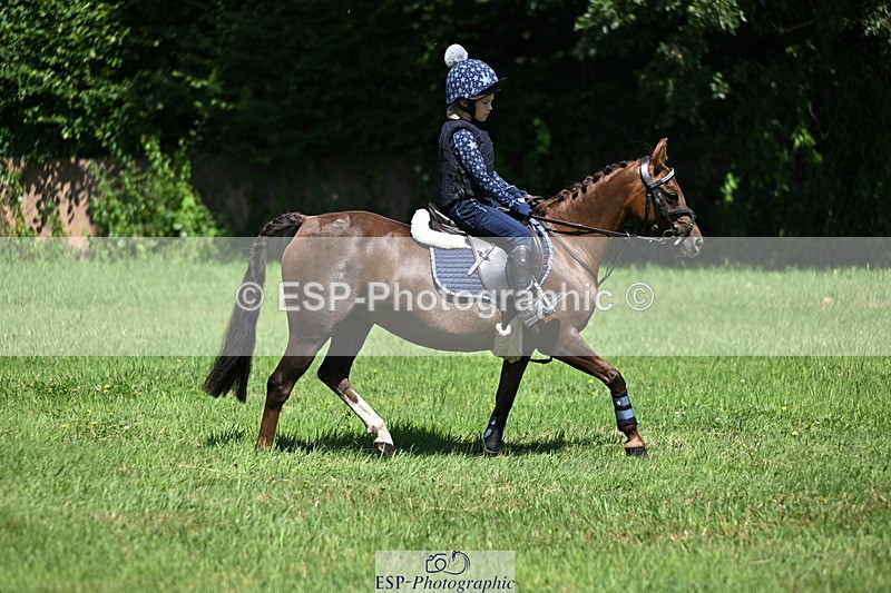 240729B-141811-02696 - Abbie's Group XC