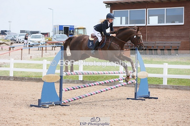 250523-124049-01374 - Cls 09 A&B  Snr Disc & 1.00m Open