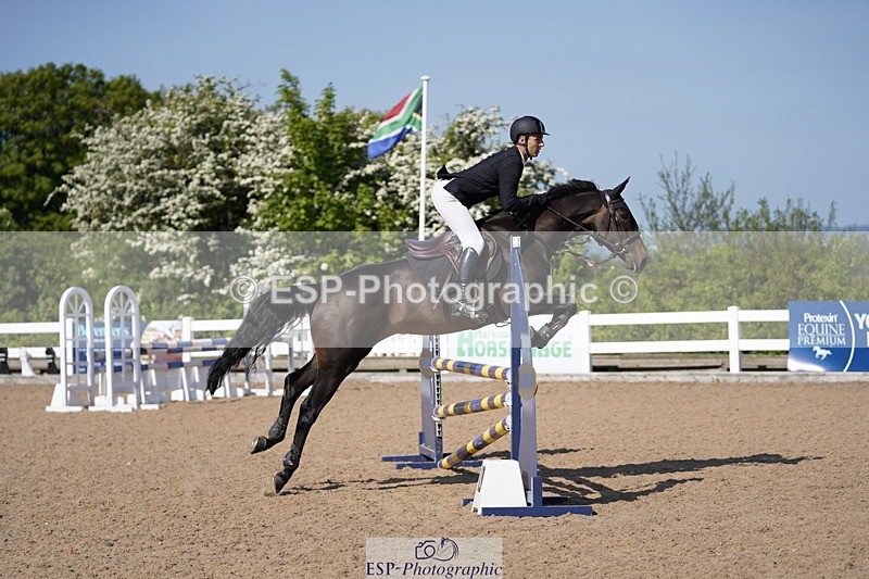 230528A-093124-05757 - Cls 30 British Novice & 90cm Open
