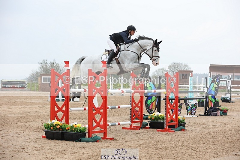 250424-121249-05272 - Cls 1 - 2 Star Small Tour