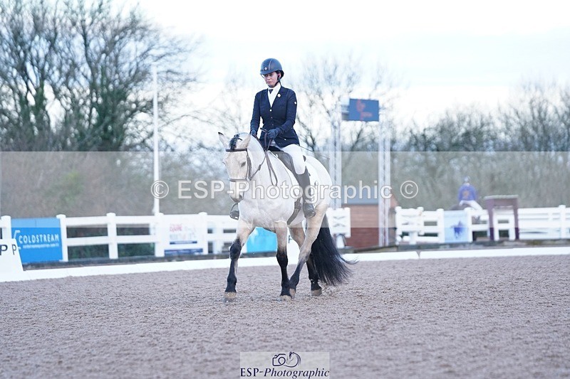 241214-094824-00076 - 145-CHLOE.DUNN-Tullys.Pinkeen.Pete