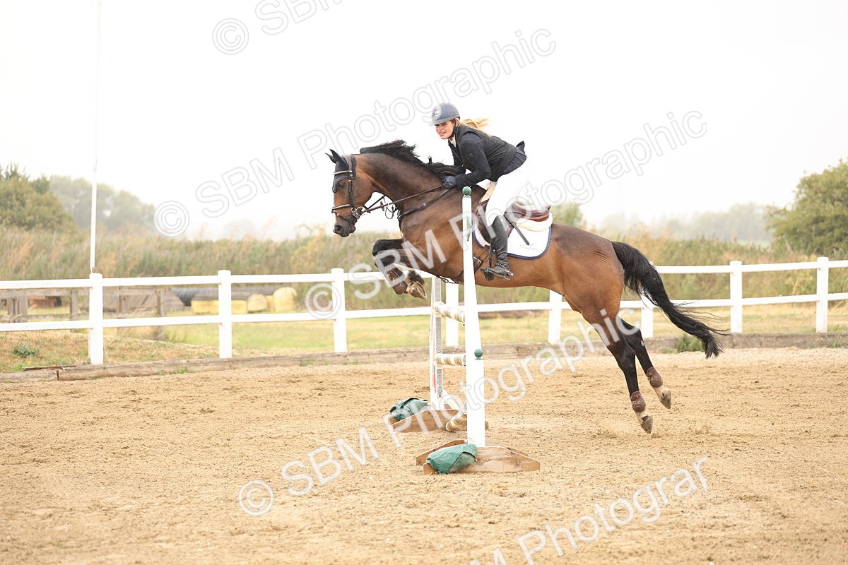 SBM_024161 - Class 6 - Senior Newcomers 1.10m